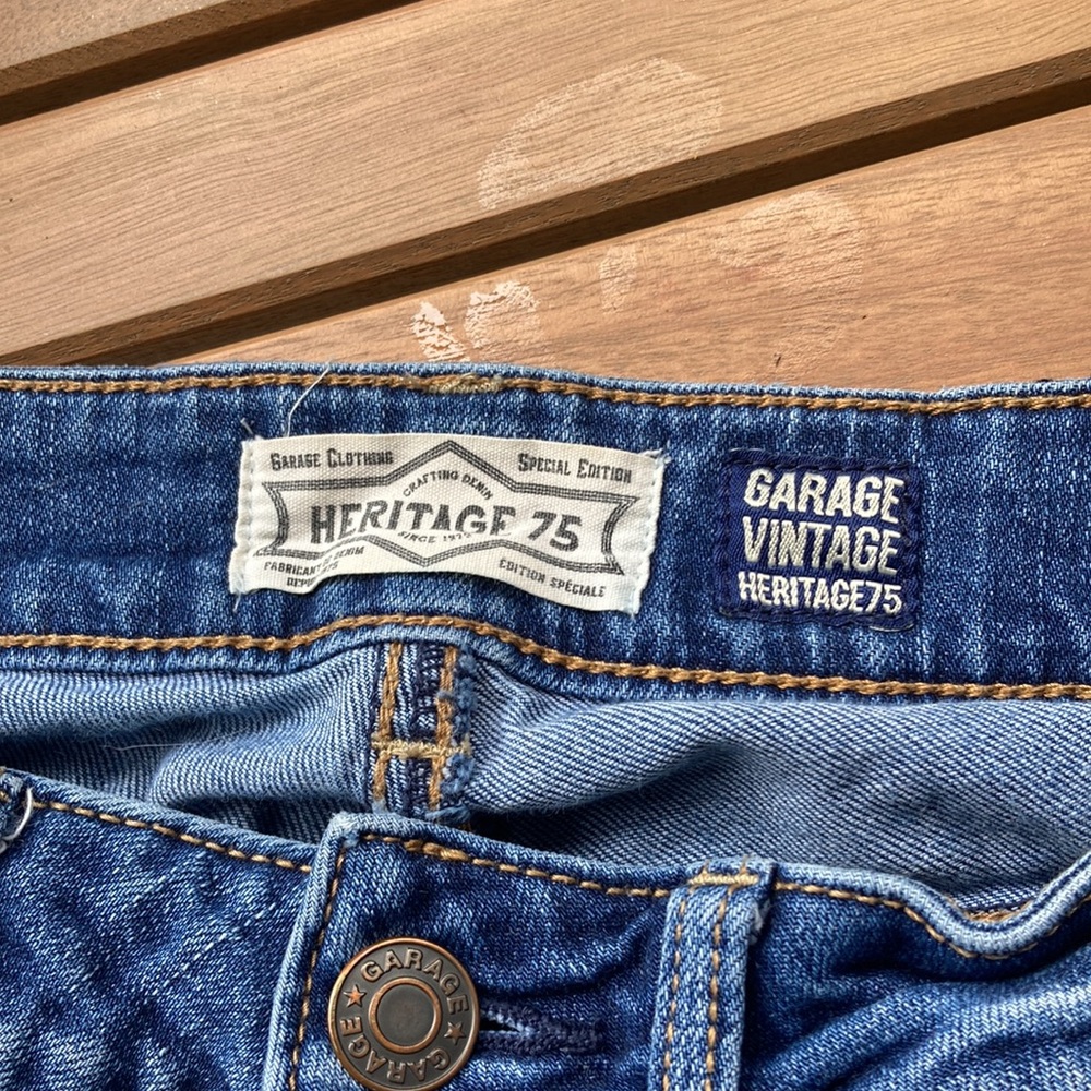 Jeans - Picture 2 of 5